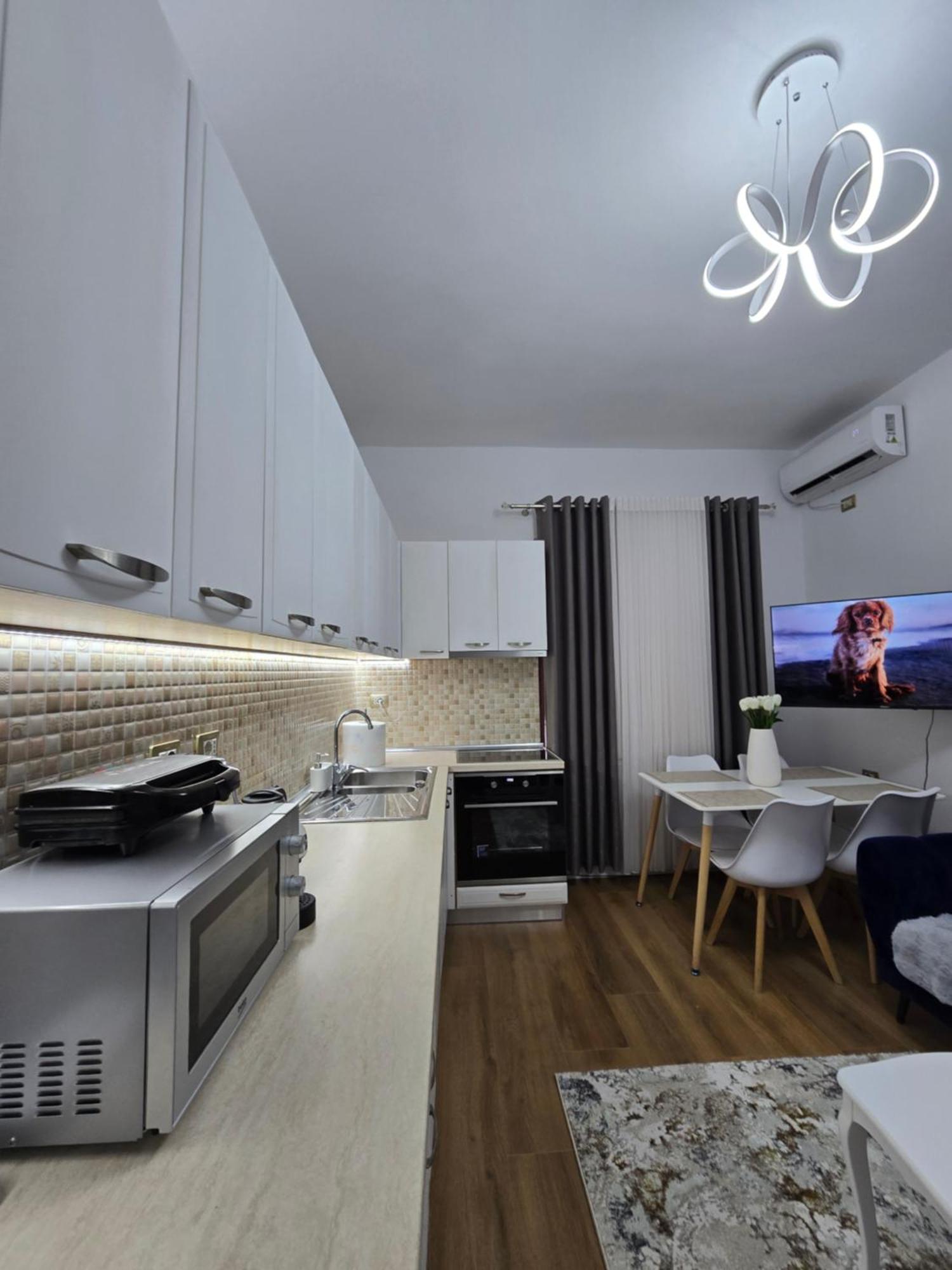 Ideal Home Шкодер Экстерьер фото