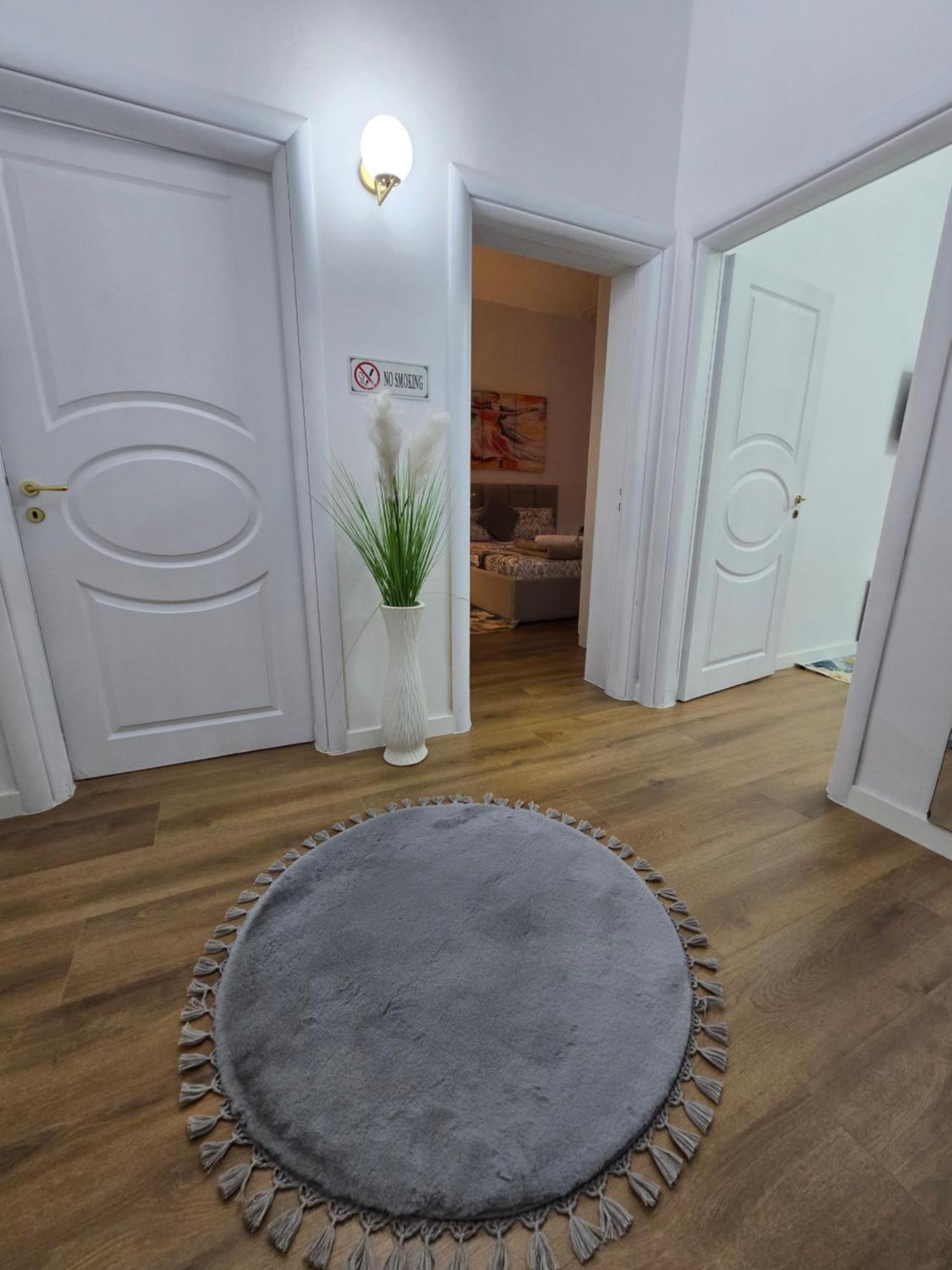Ideal Home Шкодер Экстерьер фото
